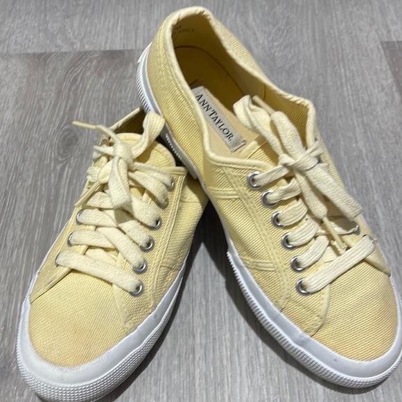 ANN TAYLOR Shoes - ANN TAYLOR